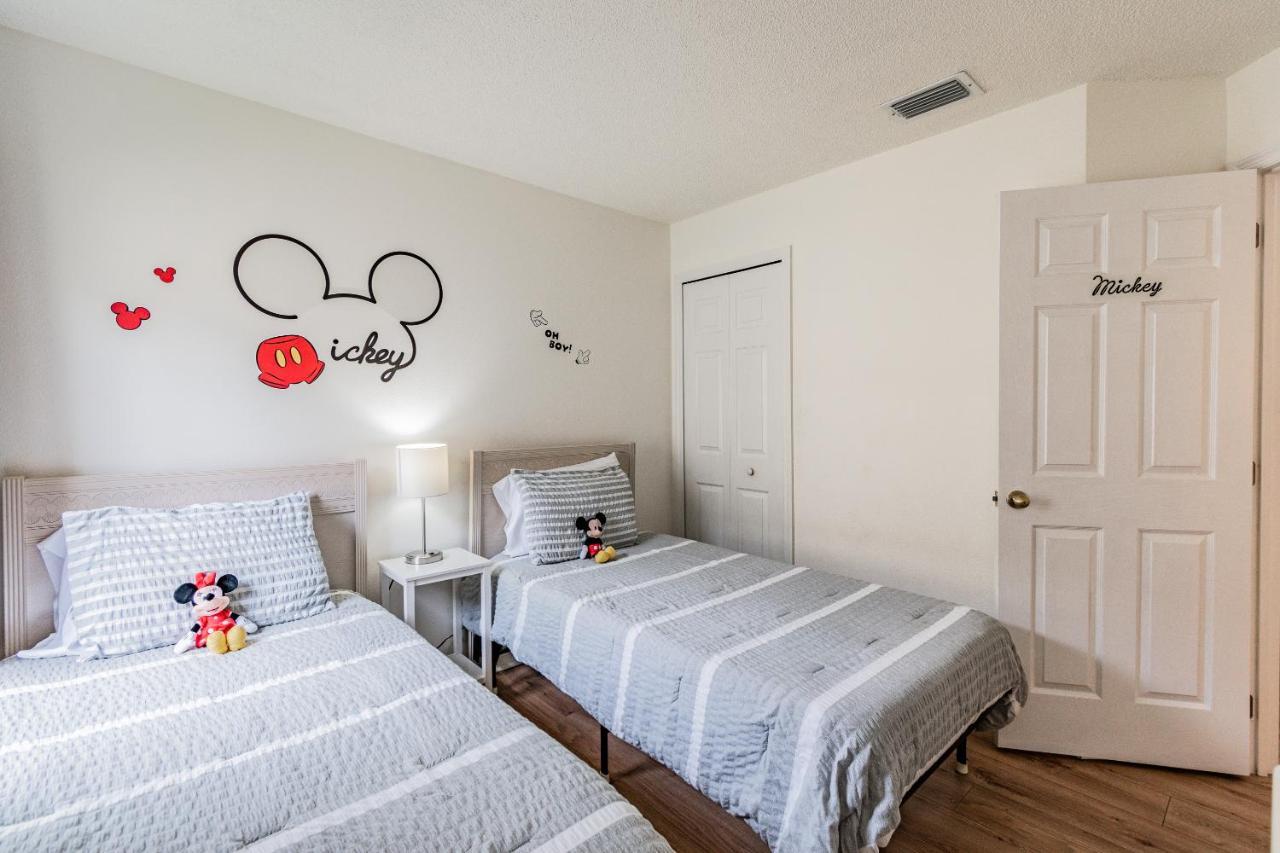 Spacious Villa With Private Pool - No Carpet - Disney Area Kissimmee Dış mekan fotoğraf